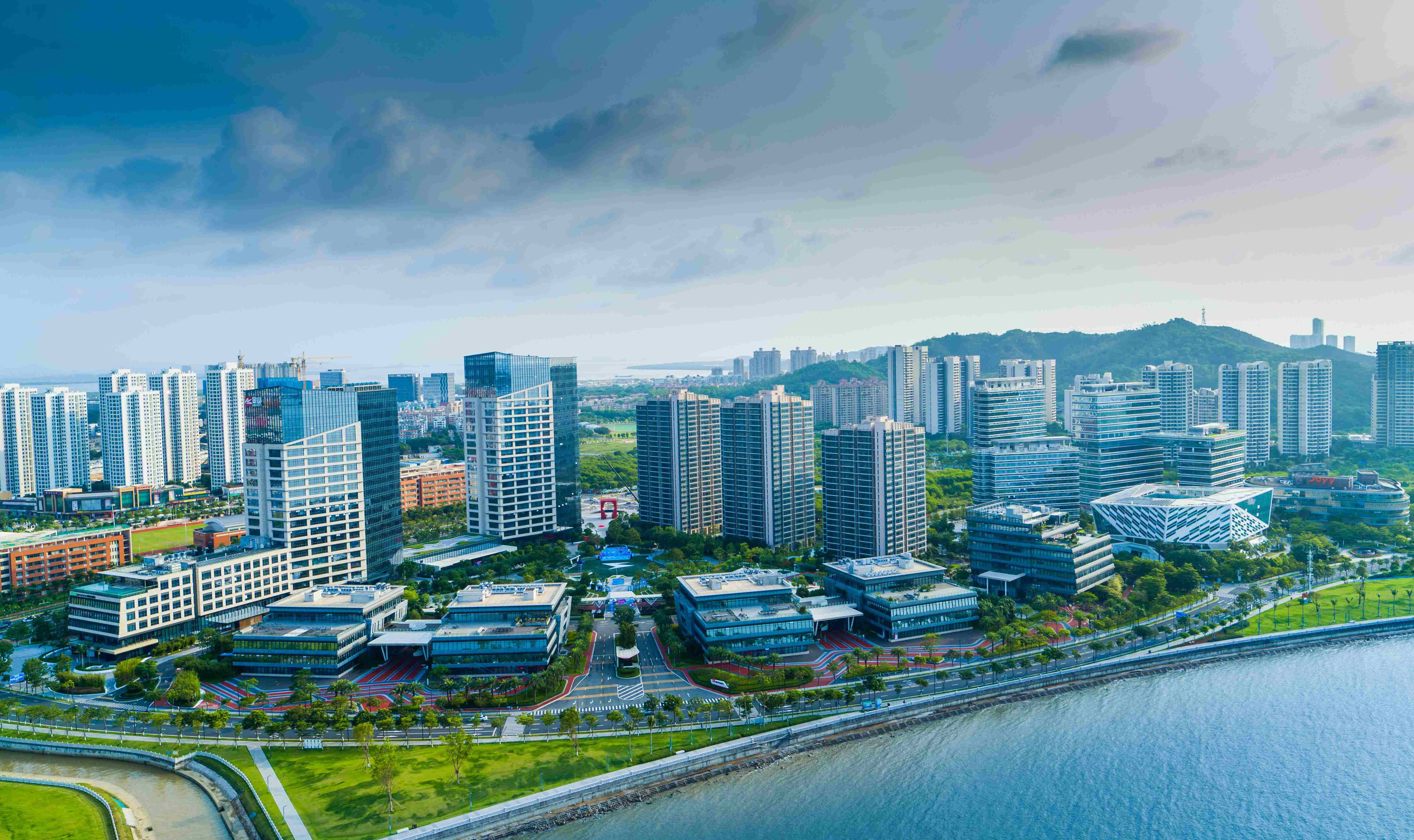 珠海金山软件园海岸线航拍全景